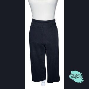 Classic Black Women's Pull On Stretch Capris Size 14